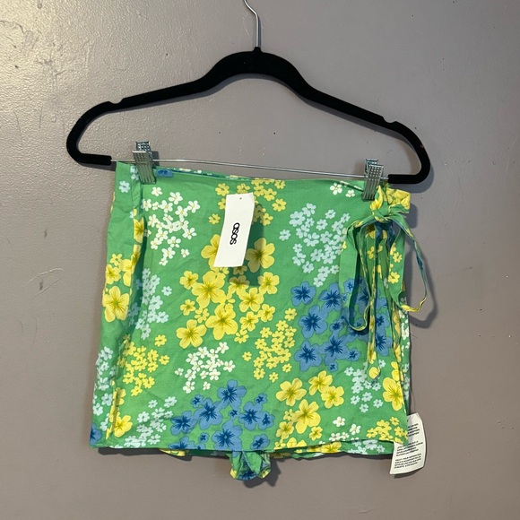 Asos | floral | wrap | skort | size US 6 | new with tags - Picture 8 of 13